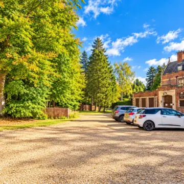 Sunny Countryside Estate Courtyard